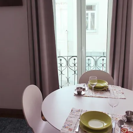 Pedro Alexandrino Apartment