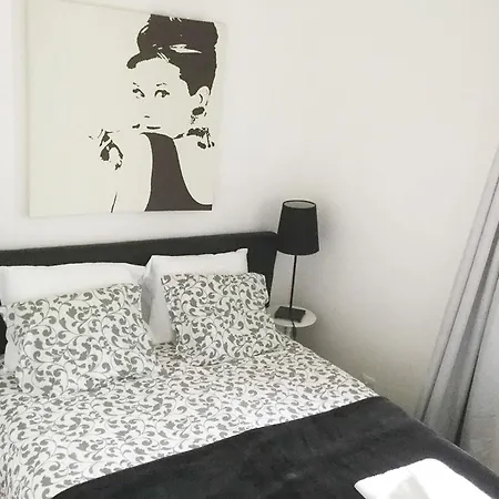 Pedro Alexandrino Apartment